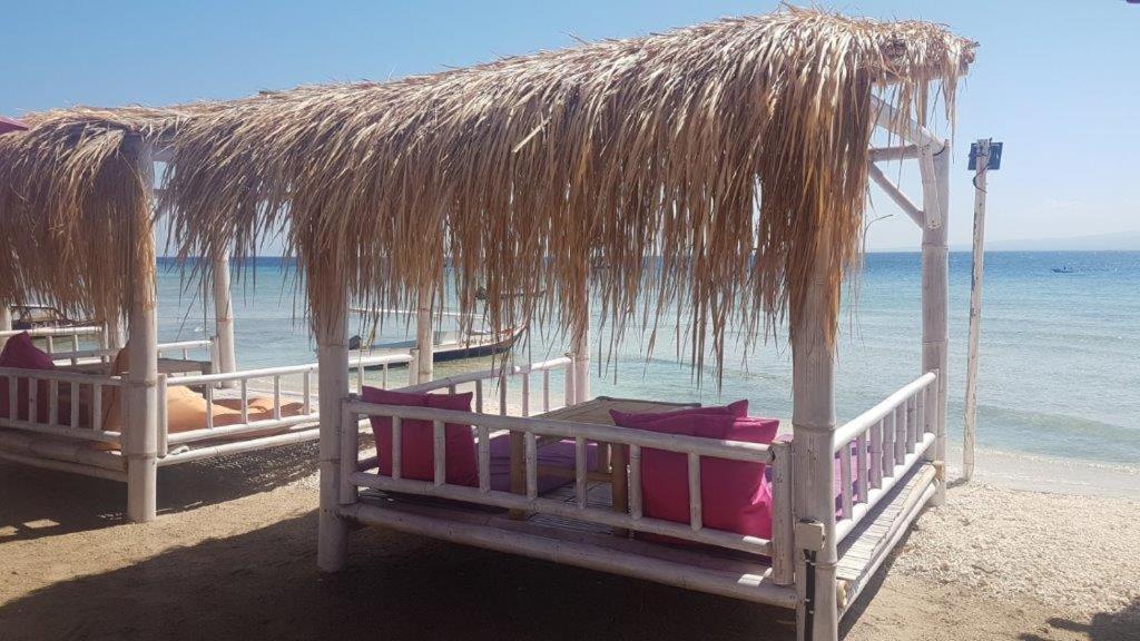 Gili Meno Mojo Beach Resort מראה חיצוני תמונה